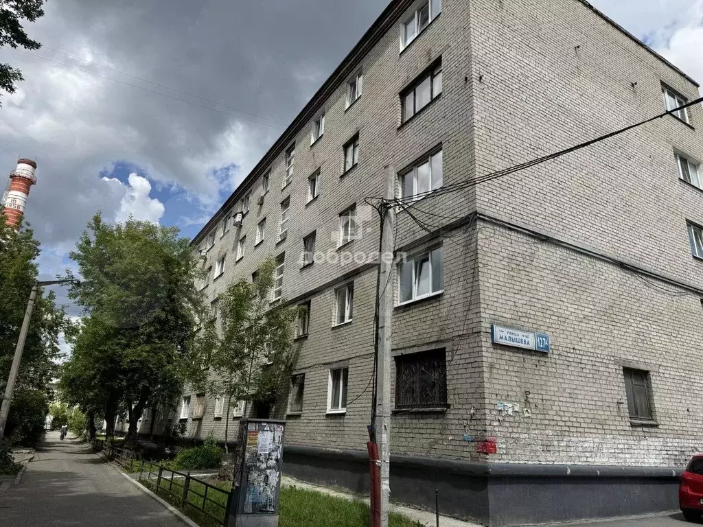 Комната 13,4 м в 1-к., 2/5 эт. - Фото 1