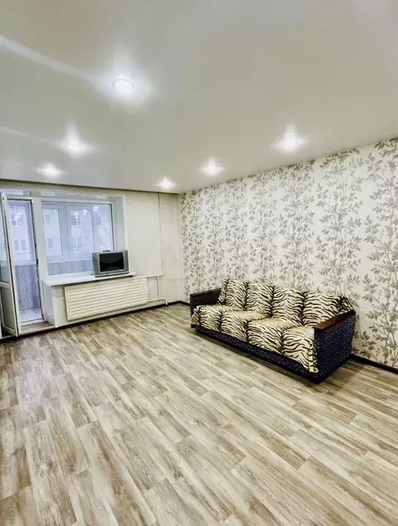 1-к. квартира, 36 м, 4/5 эт. - Фото 0