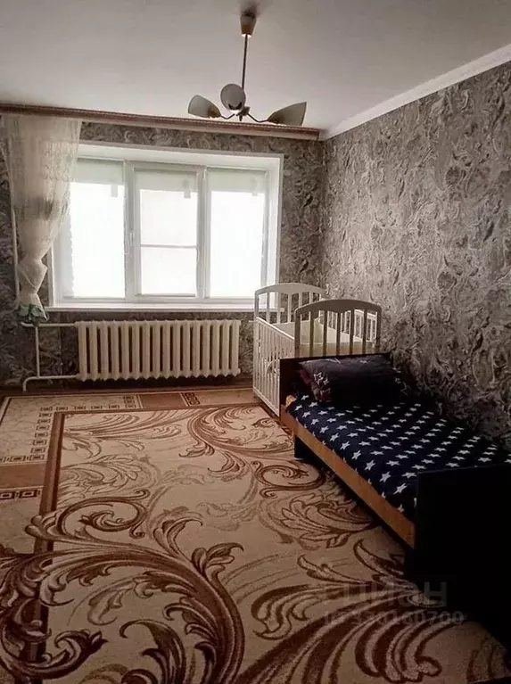 3-к кв. Ленинградская область, Сланцы ул. Максима Горького, 7 (61.0 м) - Фото 1
