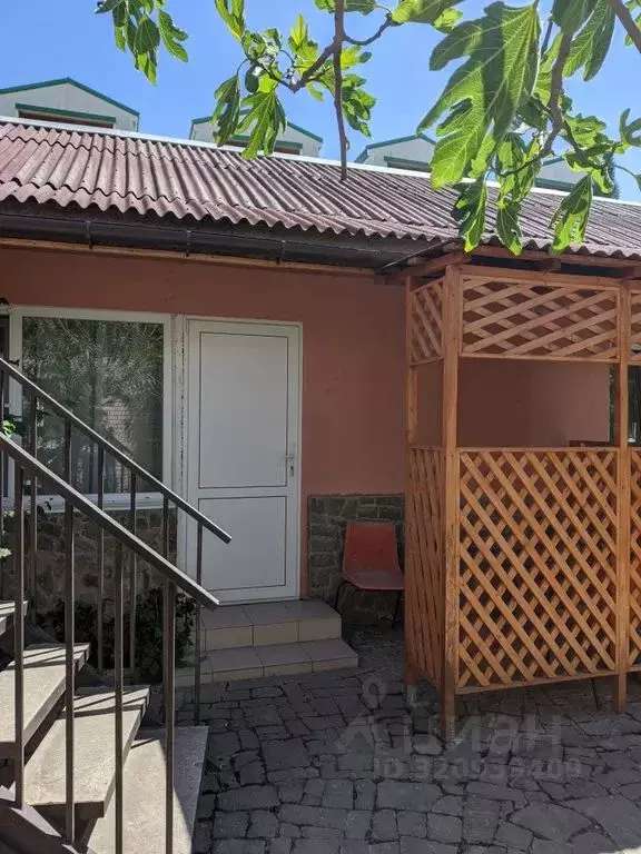 Дом в Крым, Судак ул. Таврическая, 67 (30 м) - Фото 1