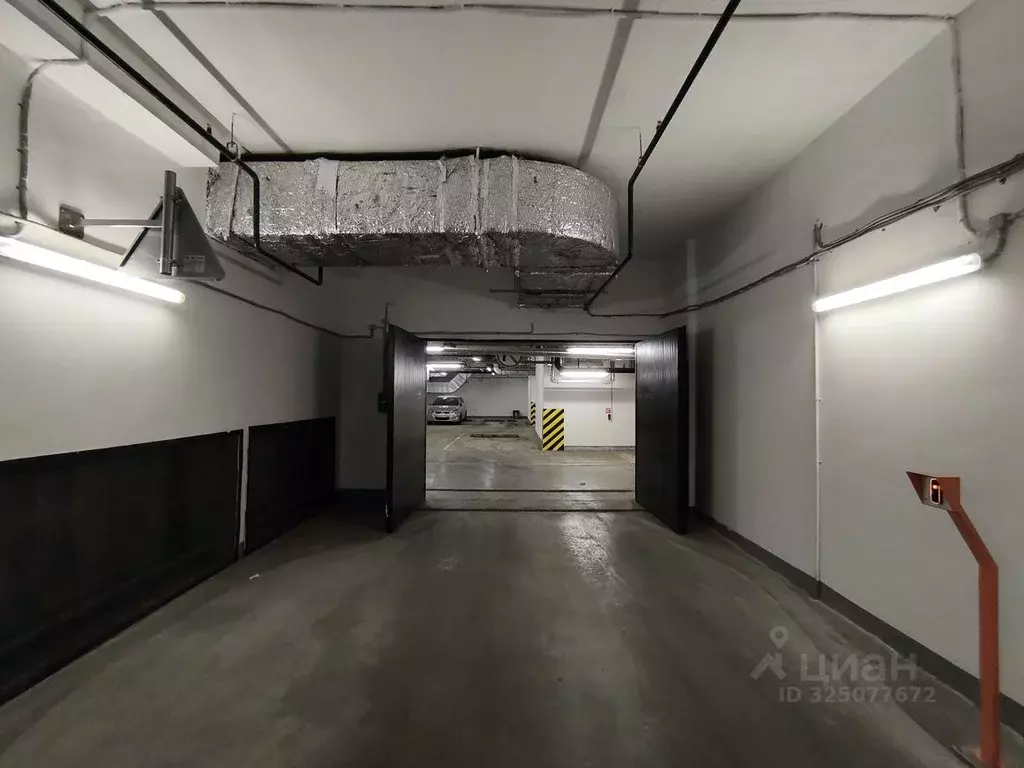 Гараж в Москва ул. Дмитрия Ульянова, 47 (16 м) - Фото 1