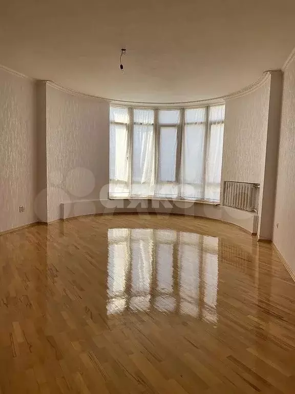 3-к. квартира, 130 м, 9/17 эт. - Фото 1