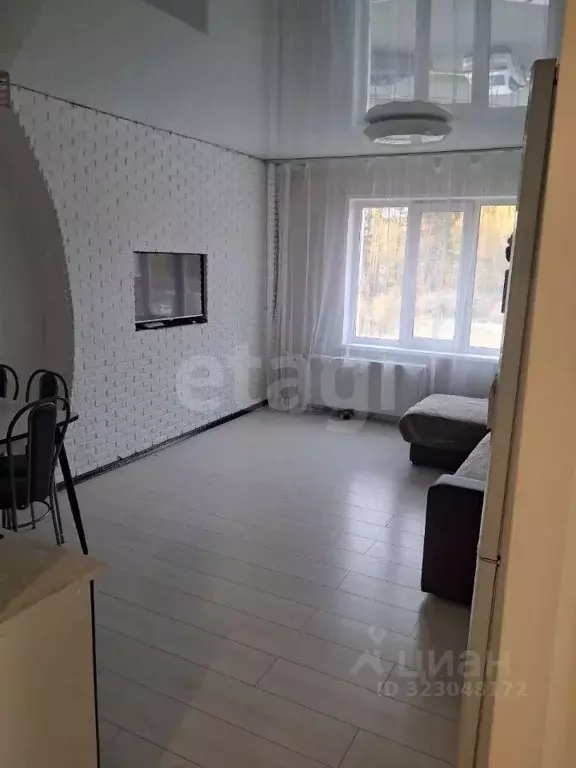 2-к кв. Удмуртия, Ижевск ул. Е.М. Кунгурцева, 31 (64.1 м) - Фото 1