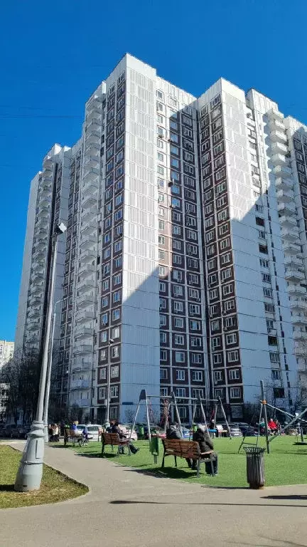 Продается 3-комнатная квартира - Фото 1