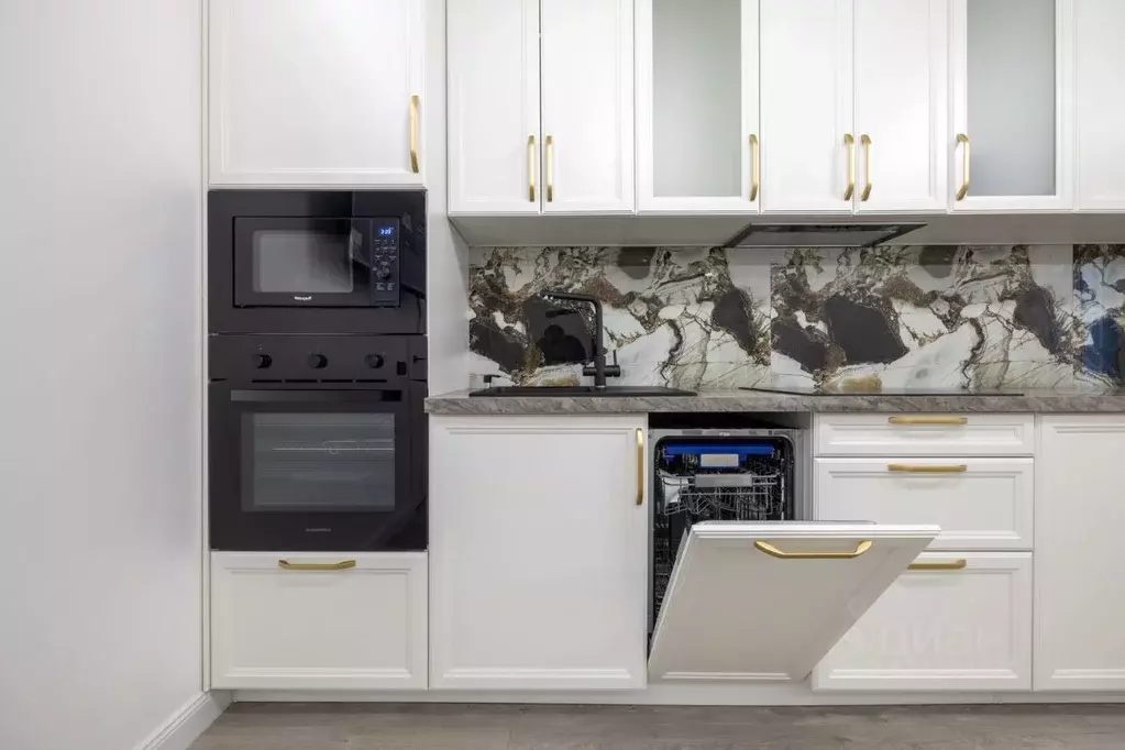 3-к кв. Санкт-Петербург ул. Лагоды, 7 (96.0 м) - Фото 1