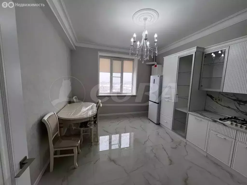 2-комнатная квартира: Каспийск, улица Батырая, 46 (80 м) - Фото 2