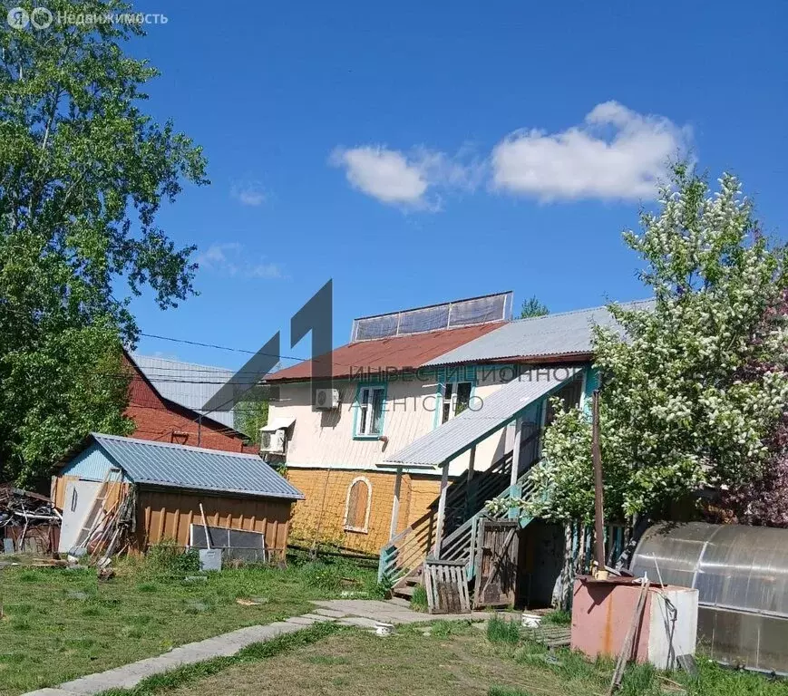 Дом в Тюмень, улица Земляной Вал, 110 (150 м) - Фото 0