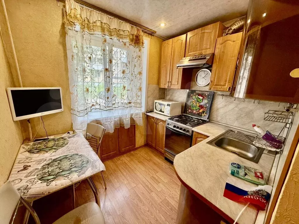 3-к. квартира, 52 м, 1/5 эт. - Фото 0