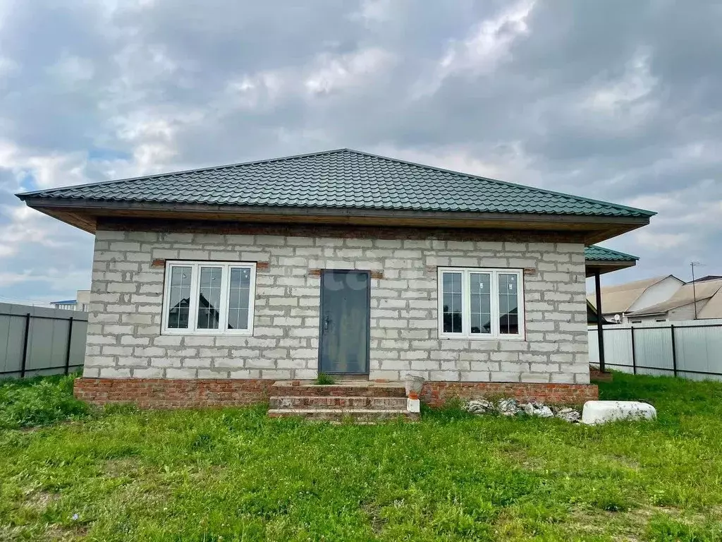 Дом в Тамбовская область, Мичуринск Сиреневая ул., 12 (105 м) - Фото 2