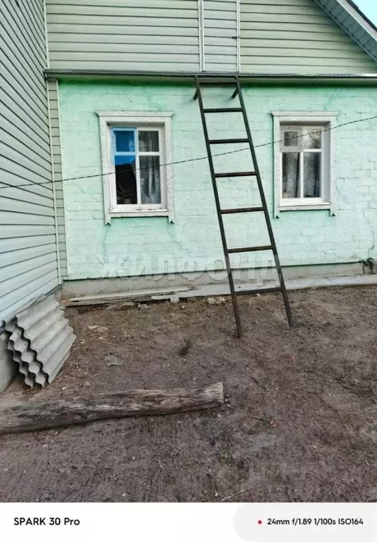 Дом в Брянская область, Навлинский район, Алтухово рп ул. Вокзальная ... - Фото 1