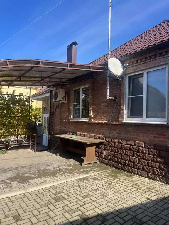 Дом в Ростовская область, Ростов-на-Дону Завкомовская ул. (67 м) - Фото 1