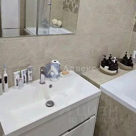 2-к кв. Тюменская область, Тюмень ул. Дружбы, 73к2 (84.0 м) - Фото 2