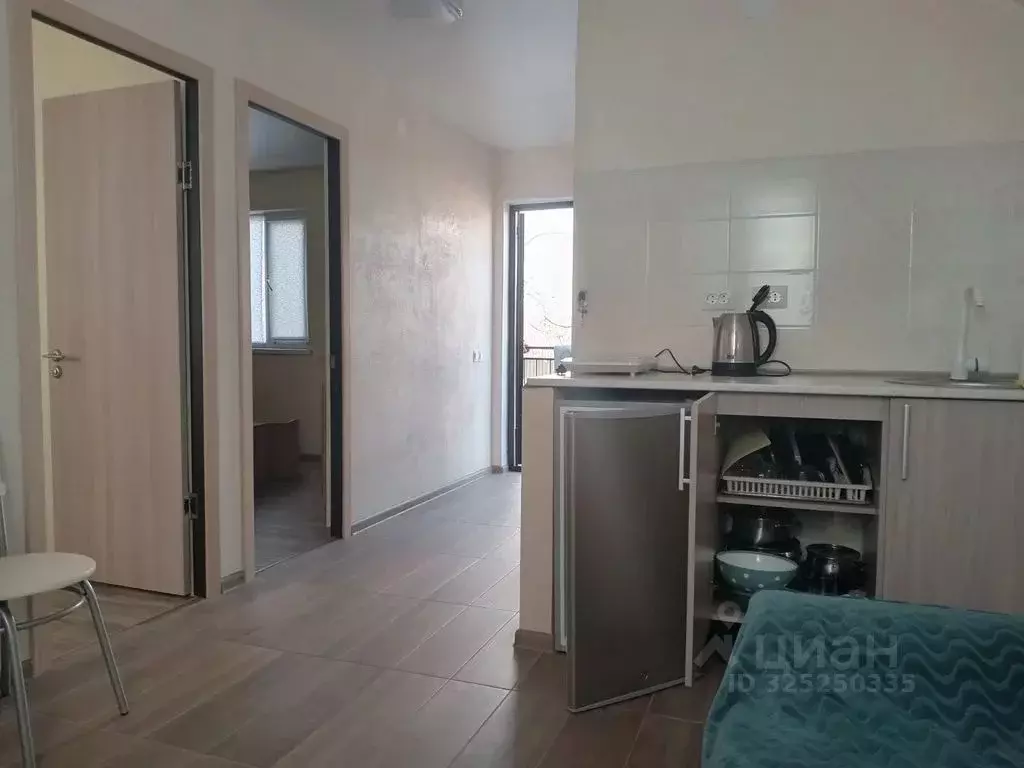 Дом в Крым, Саки ул. Морская, 4 (50 м) - Фото 1