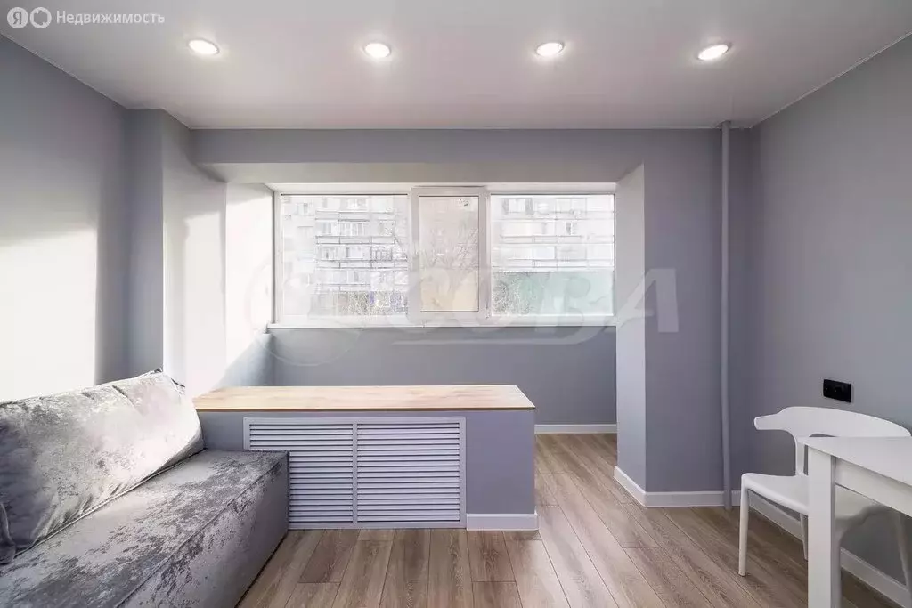 1-комнатная квартира: Тюмень, улица Республики, 239 (21 м) - Фото 1