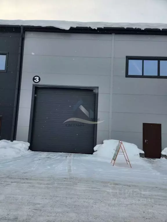 Помещение свободного назначения в Алтайский край, Барнаул просп. ... - Фото 1