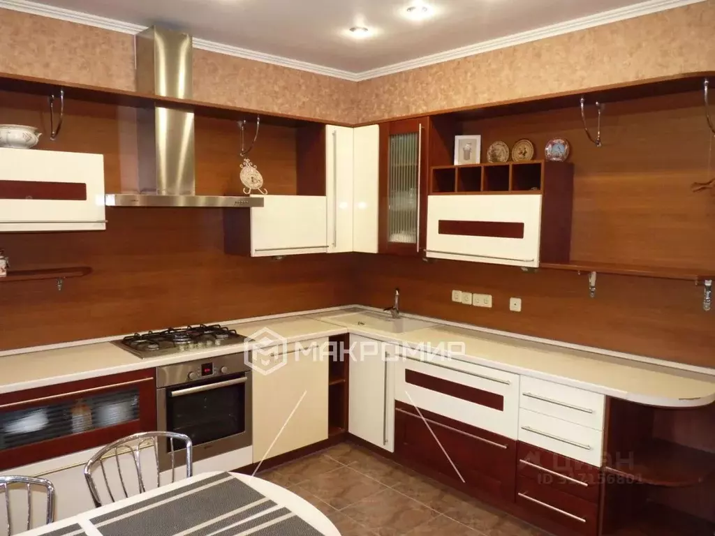 3-к кв. Орловская область, Орел ул. Новикова, 13 (102.2 м) - Фото 0