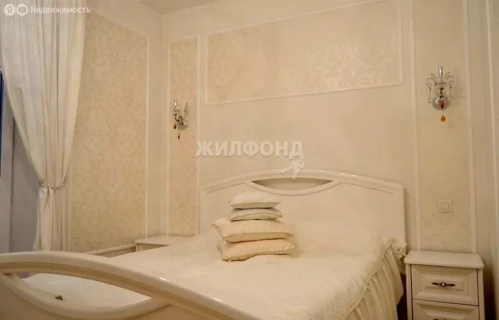3-комнатная квартира: Новосибирск, улица Залесского, 5 (80.4 м) - Фото 1