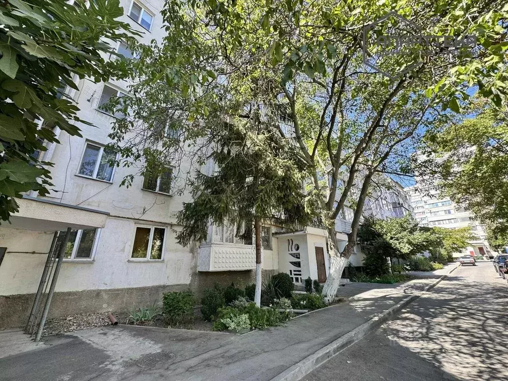 3-к кв. Севастополь ул. Хрусталева, 137 (65.0 м) - Фото 2