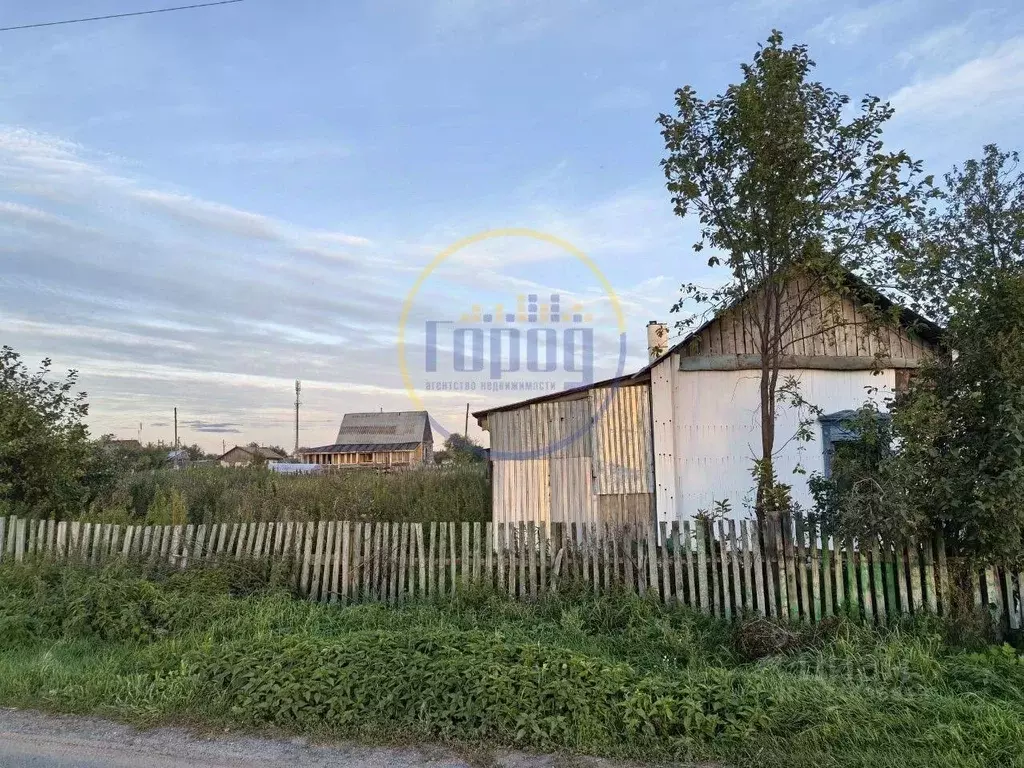 Дом в Челябинская область, Красноармейский муниципальный округ, с. ... - Фото 0