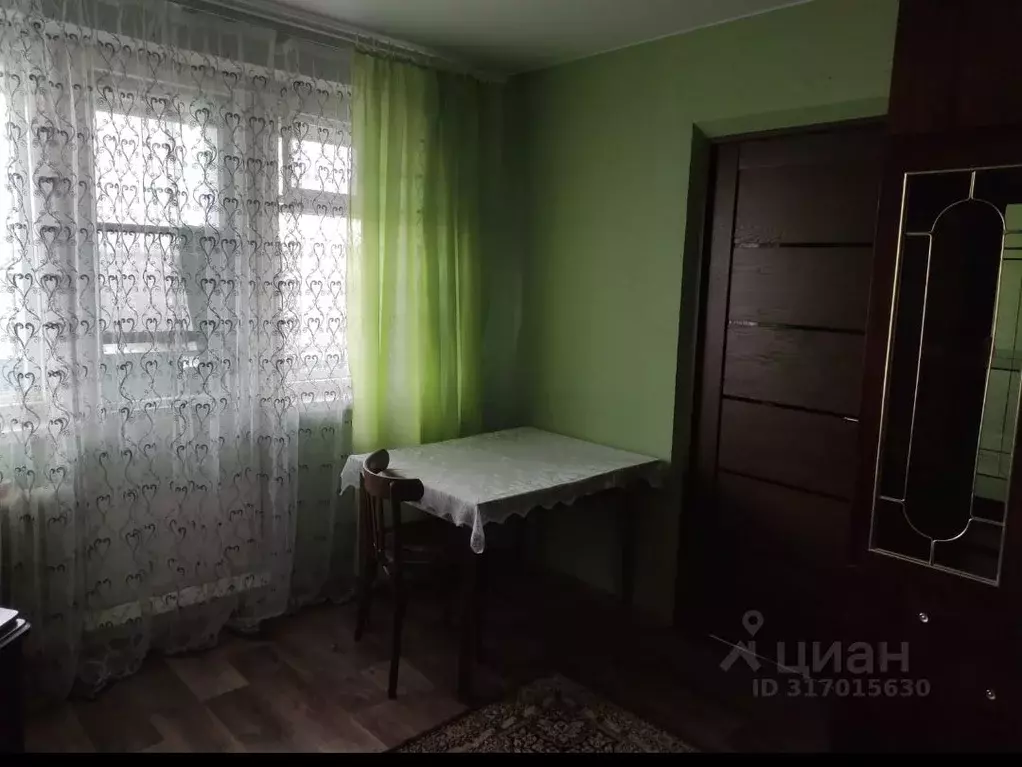 2-к кв. Саратовская область, Энгельс ул. Ломоносова, 6 (50.0 м) - Фото 0