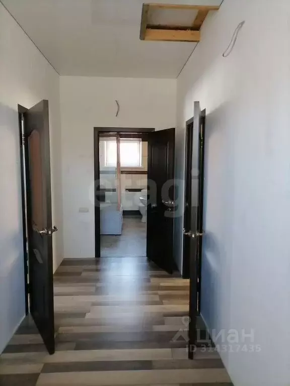 Дом в Крым, Армянск городской округ, с. Суворово ул. Батова, 70 (256 ... - Фото 1