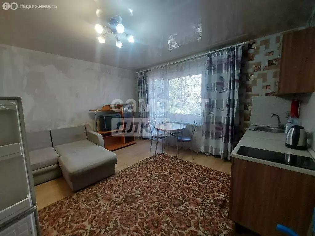 1к в 4-комнатной квартире (18 м) - Фото 0