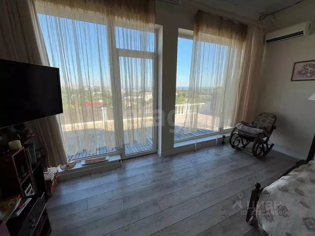 Дом в Крым, Феодосия ул. Старокарантинная (171 м) - Фото 1