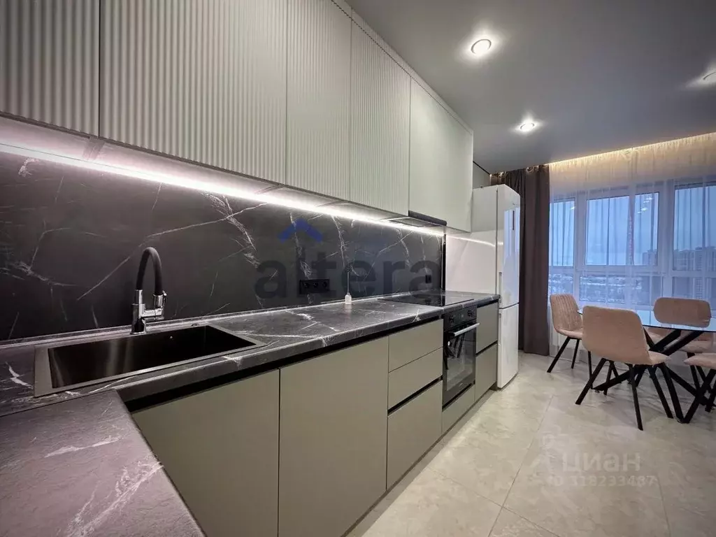 2-к кв. Татарстан, Казань ул. Рауиса Гареева, 105Б (49.0 м) - Фото 0
