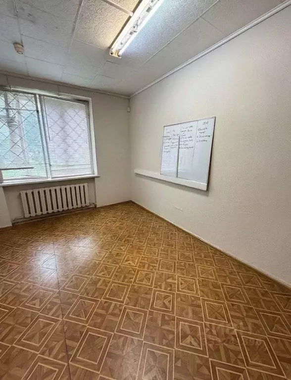 Помещение свободного назначения в Москва Каширское ш., 4К3 (18 м) - Фото 1