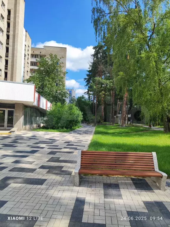 Комната 17 м в 2-к., 8/9 эт. - Фото 0