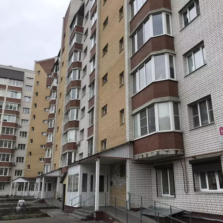 1-к кв. Тамбовская область, Тамбов ул. Агапкина, 23 (40.0 м) - Фото 0