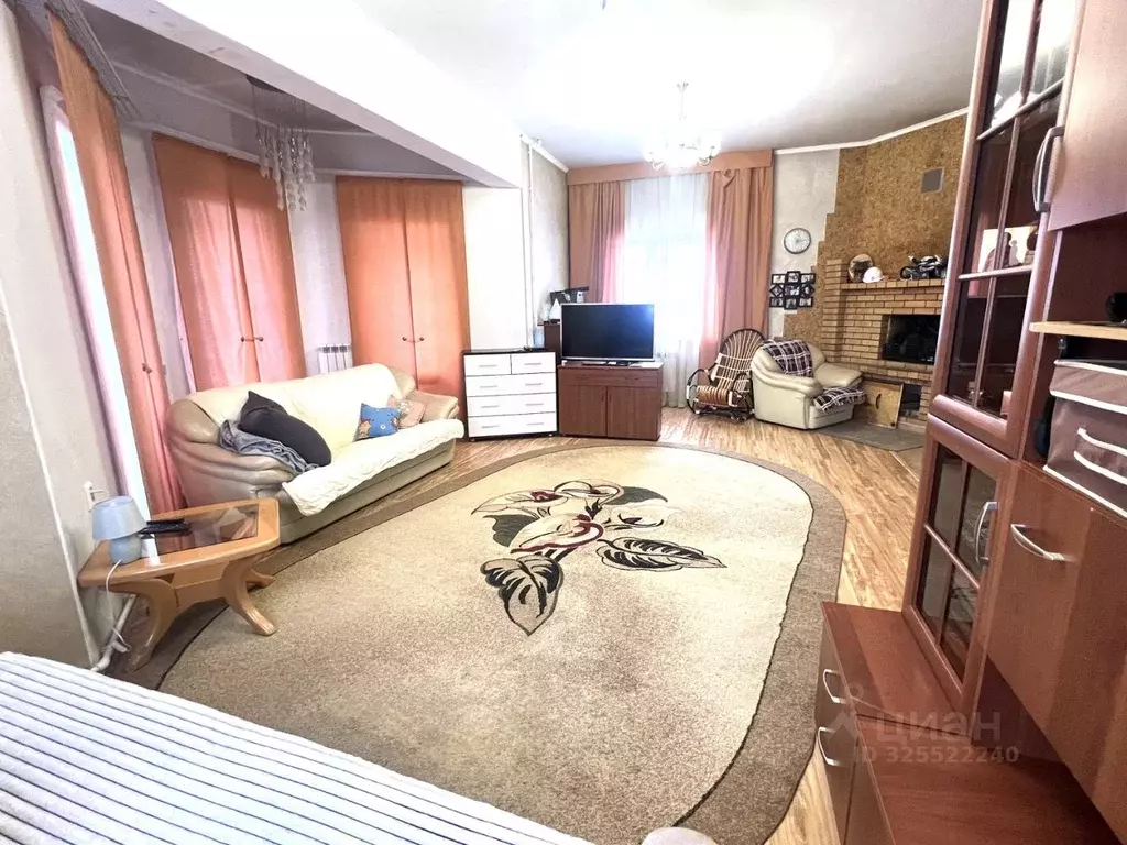 Коттедж в Кемеровская область, Кемерово ул. Плодопитомник, 140А (300 ... - Фото 1