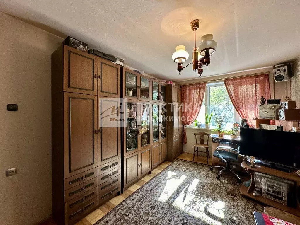 Продается 2-комнатная квартира - Фото 1