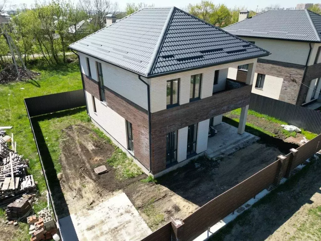 Дом в посёлок Южный, Спортивная улица, 8 (165 м) - Фото 1