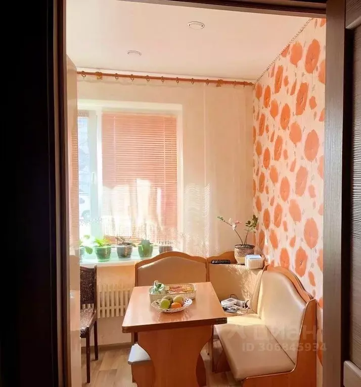 2-к кв. Белгородская область, Старый Оскол Королева мкр, 12 (54.0 м) - Фото 2