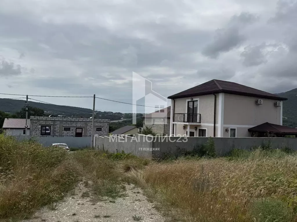 Участок в Краснодарский край, Геленджик городской округ, с. ... - Фото 1