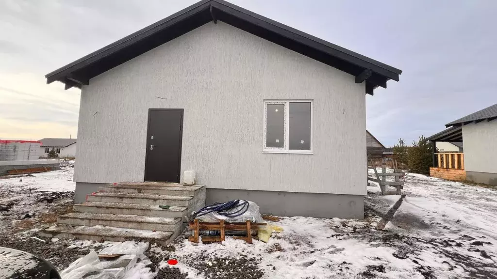 Дом в Свердловская область, Белоярский муниципальный округ, д. Гусева ... - Фото 0