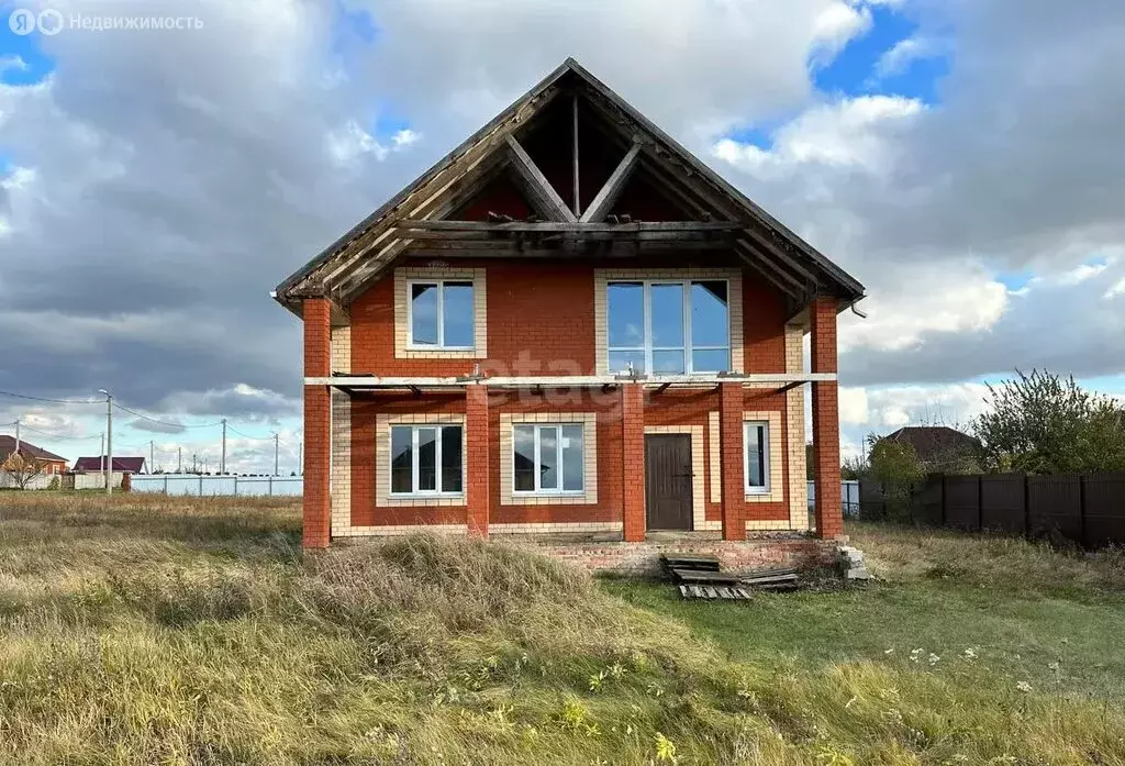 Дом в село Стрелецкое, Сказочная улица (150 м) - Фото 0