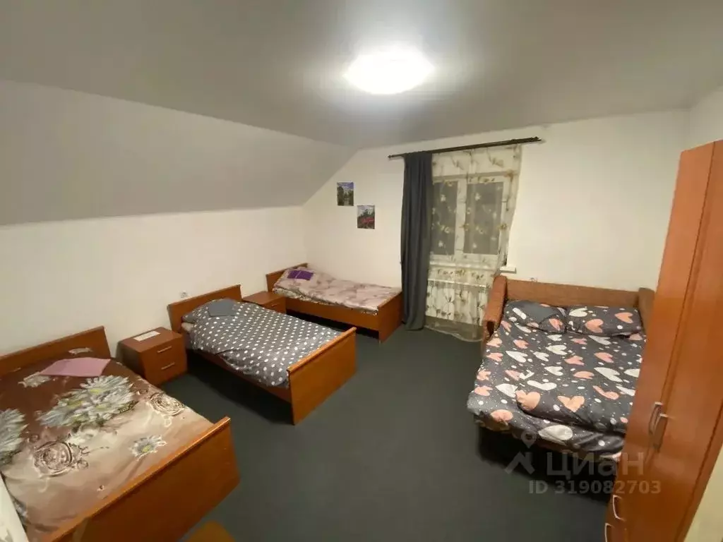 Комната Нижегородская область, с. Дивеево ул. Бекмешова, 5 - Фото 2