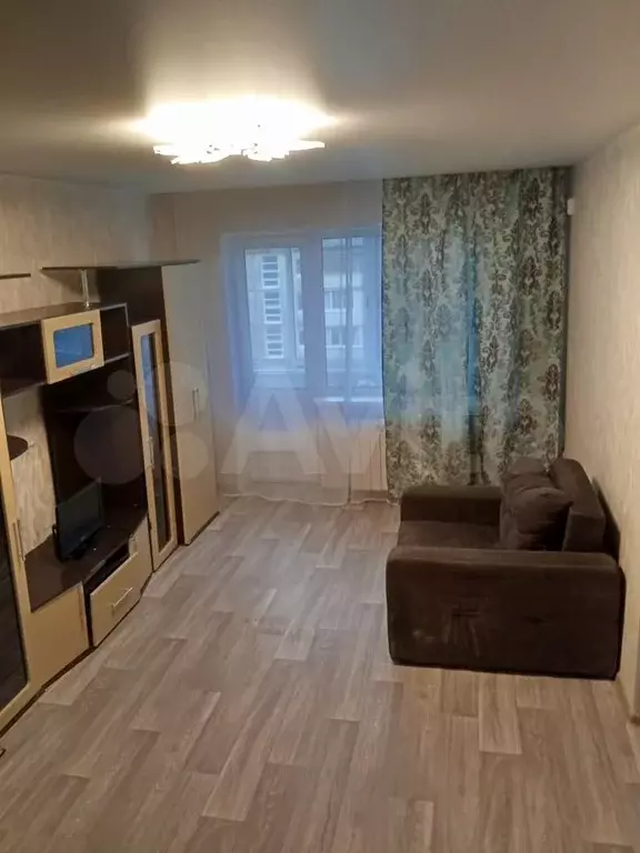 1-к. квартира, 32 м, 4/5 эт. - Фото 1