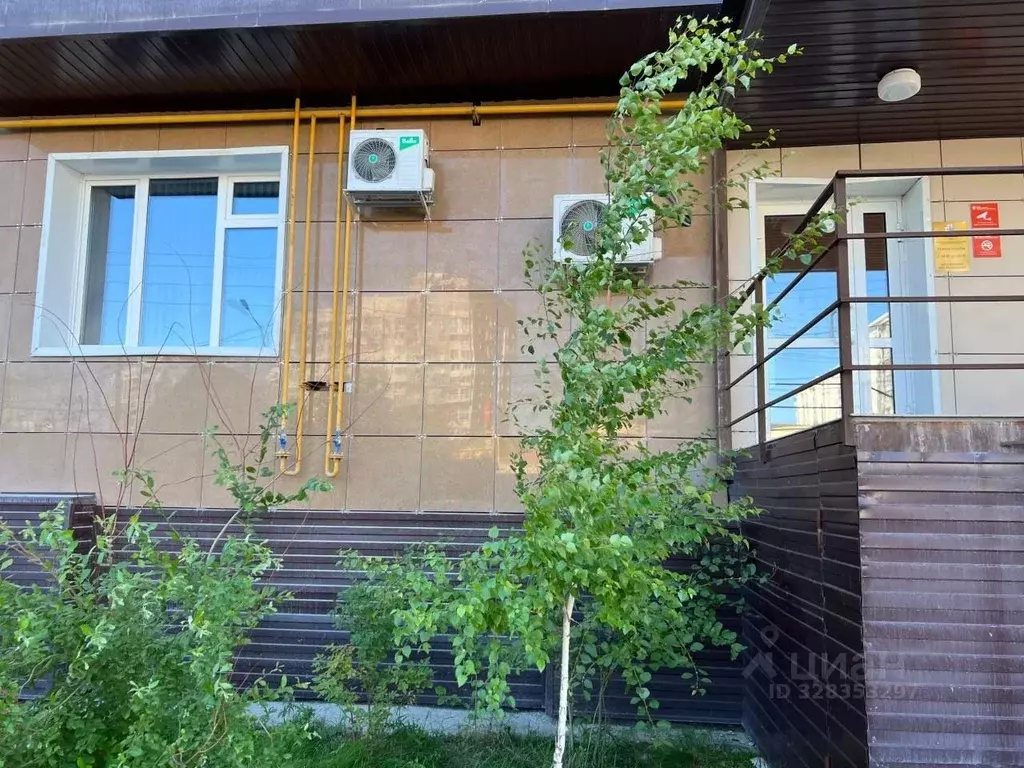 Помещение свободного назначения в Саха (Якутия), Якутск ул. Клары ... - Фото 1