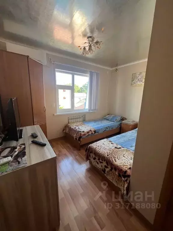 Комната Краснодарский край, Геленджик ул. Шевченко, 33 - Фото 1