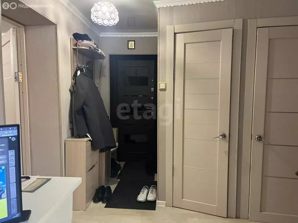 3-комнатная квартира: Заветы Ильича, рабочий посёлок Заветы Ильича, ... - Фото 1