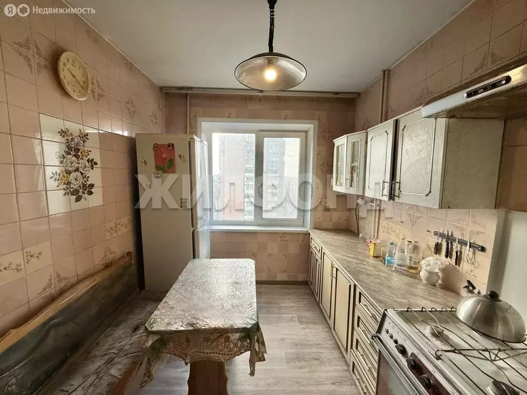 4-комнатная квартира: Белгород, 10-й микрорайон, Спортивная улица, 6 ... - Фото 2