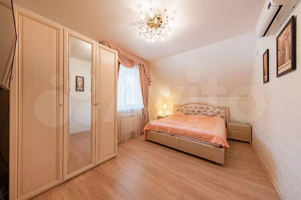 Дом 220 м на участке 5 сот. - Фото 1