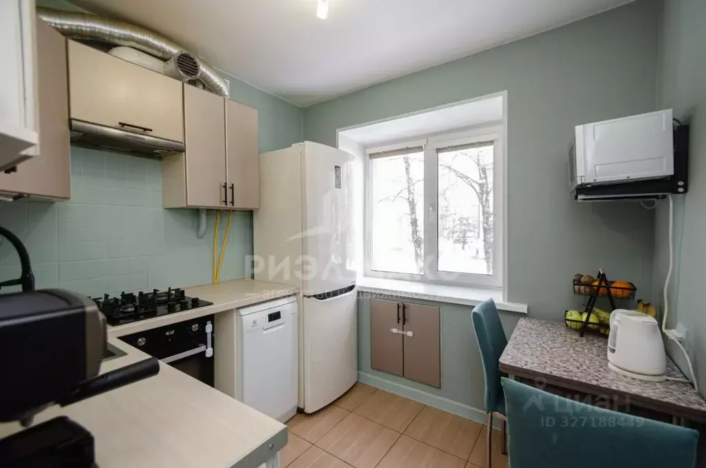 2-к кв. Брянская область, Брянск ул. Ульянова, 2 (44.0 м) - Фото 0