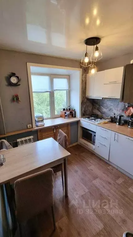 3-к кв. Свердловская область, Екатеринбург ул. Цвиллинга, 18 (57.4 м) - Фото 0