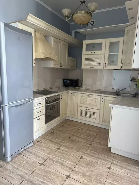 3-к. квартира, 84 м, 17/31 эт. - Фото 0