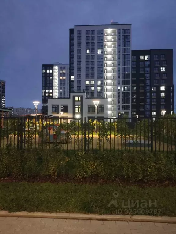 2-к кв. Санкт-Петербург Кубинская ул., 82к3с1 (74.0 м) - Фото 1