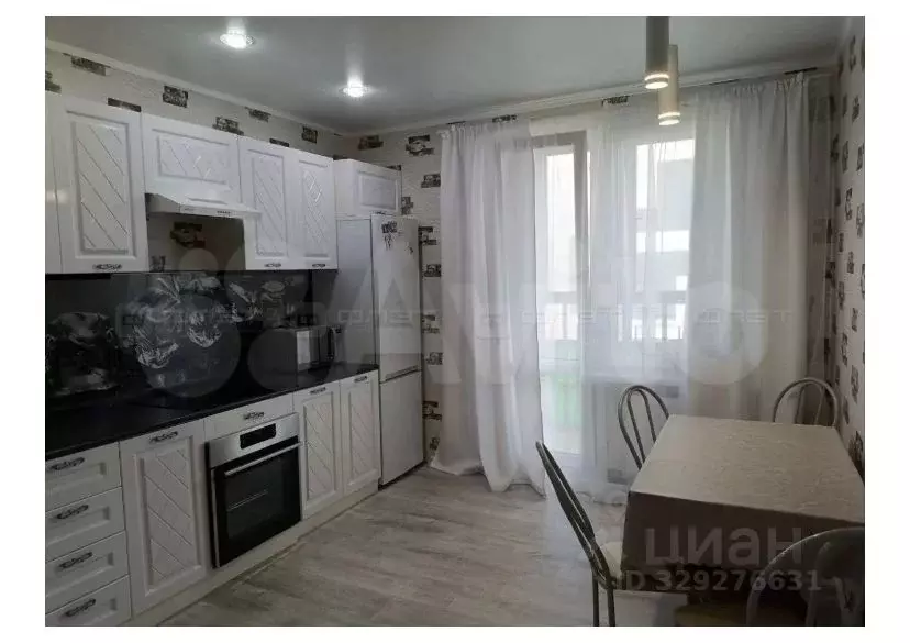 3-к кв. Татарстан, Казань ул. Александра Курынова, 10к2 (75.0 м) - Фото 1